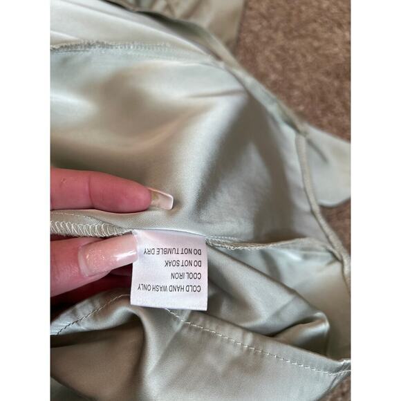 NEW Rumor SLEEK TOUCH SATIN MINI DRESS SAGE halter neck ruffle SZ 12 - Picture 9 of 10